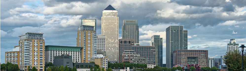 London - canary wharf in the daytime
